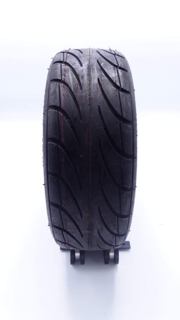 Pneu tubeless 255x70 – Image 2